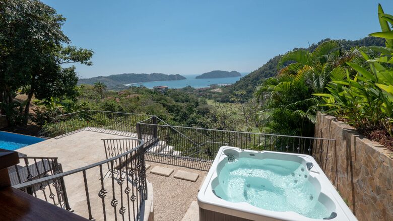 Herradura Bay Luxury Villa - Herradura, Costa Rica