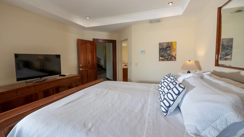 Herradura Bay Luxury Villa - Herradura, Costa Rica