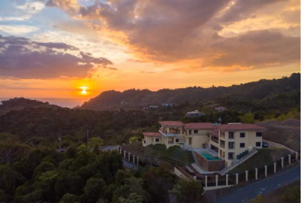Ocean View Hermosa Luxury Villa - Hermosa, Costa Rica