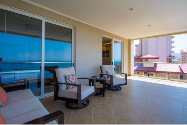 Beachfront Luxury Retreat - Jaco, Costa Rica