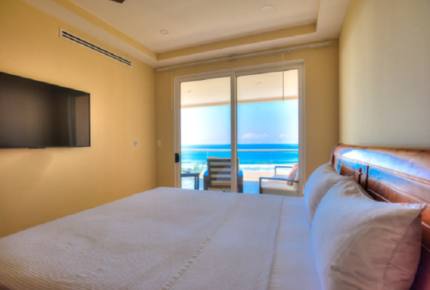 Beachfront Luxury Retreat - Jaco, Costa Rica