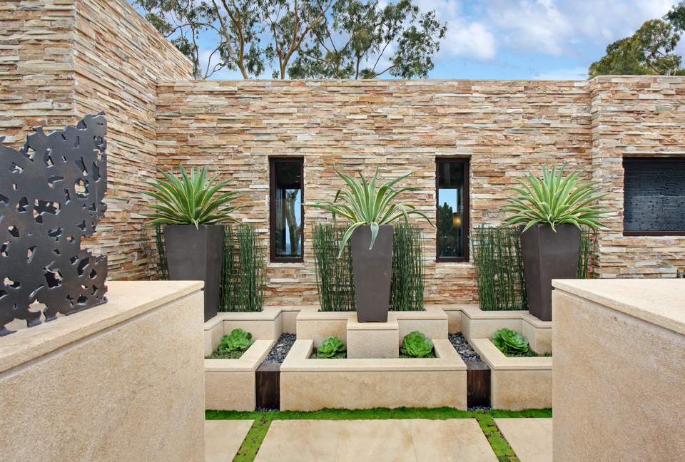 Modern Laguna Beach Coastline Villa (R) - Laguna Beach, California