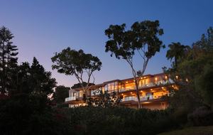 Modern Laguna Beach Coastline Villa (R) - Laguna Beach, California