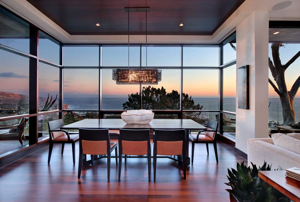Modern Laguna Beach Coastline Villa (R) - Laguna Beach, California