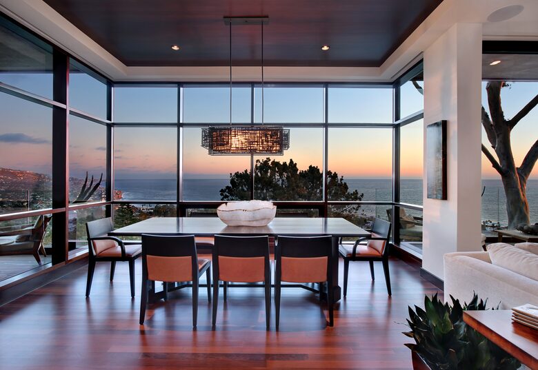 Modern Laguna Beach Coastline Villa (R) - Laguna Beach, California