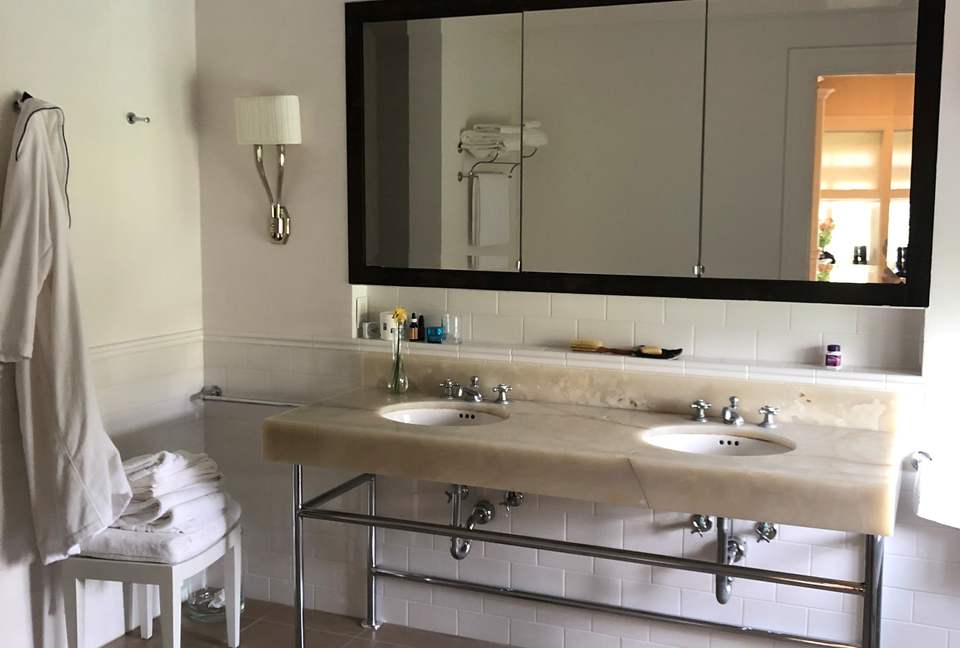 Luxury Farm Estate and Conservancy - Hyde Park, New York