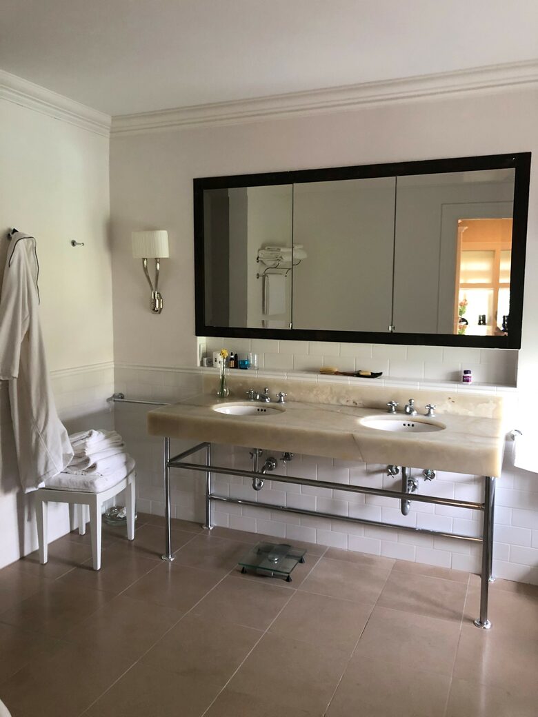 Luxury Farm Estate and Conservancy - Hyde Park, New York