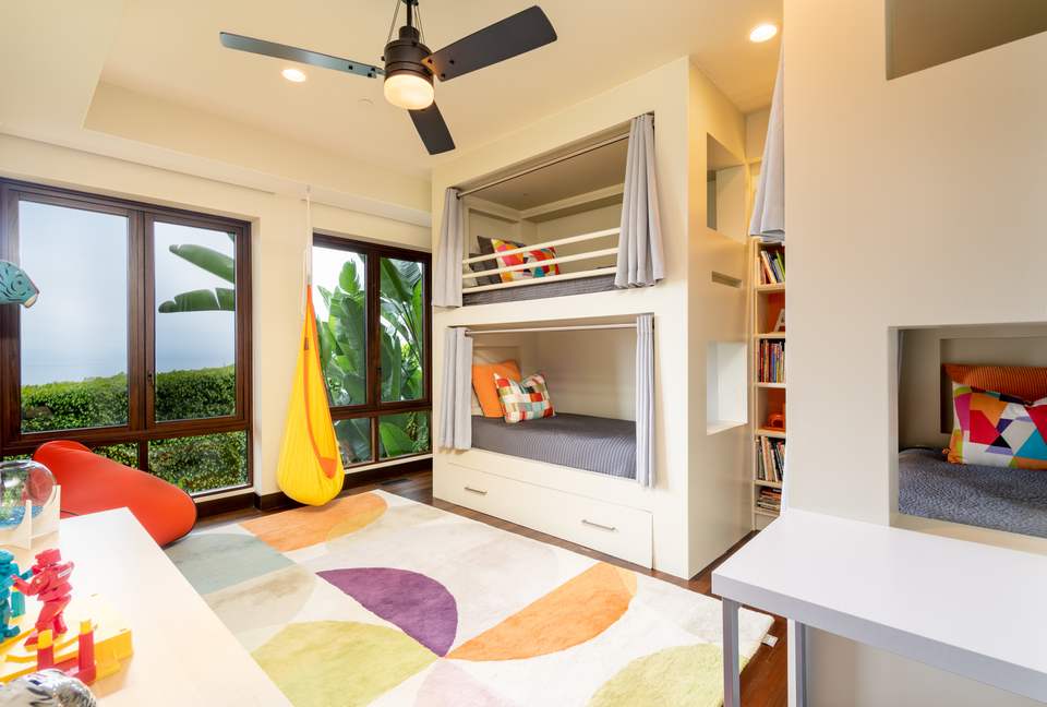 Modern Laguna Beach Coastline Villa (R) - Laguna Beach, California