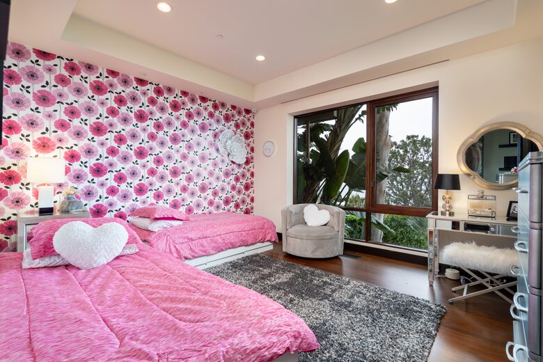 Modern Laguna Beach Coastline Villa (R) - Laguna Beach, California