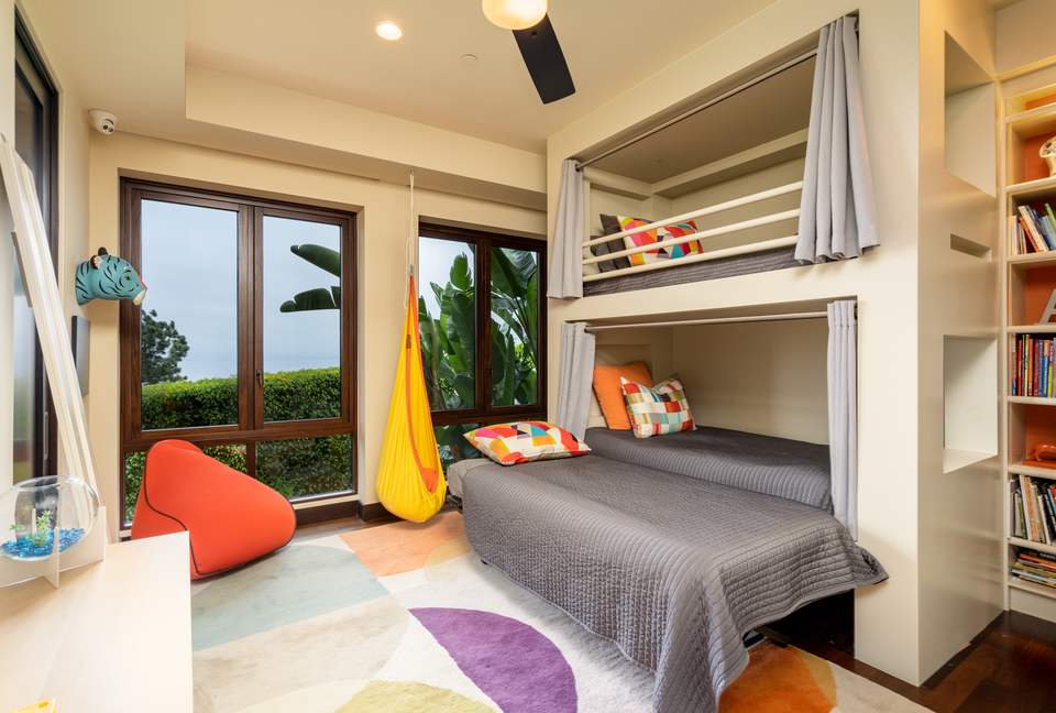 Modern Laguna Beach Coastline Villa (R) - Laguna Beach, California