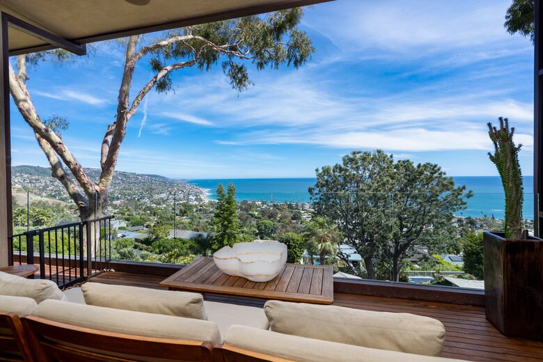 Modern Laguna Beach Coastline Villa (R) - Laguna Beach, California