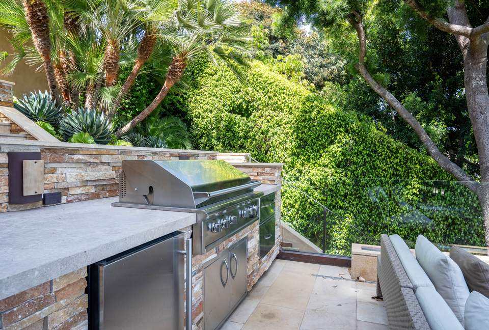 Modern Laguna Beach Coastline Villa (R) - Laguna Beach, California