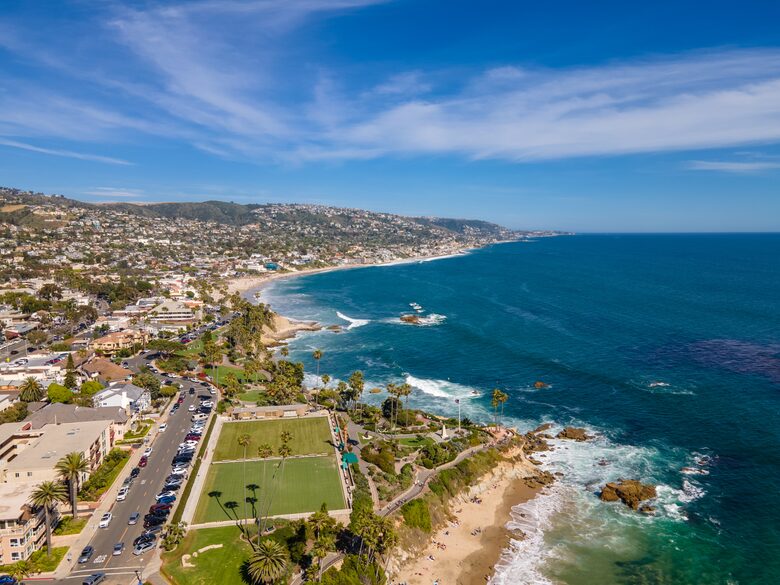 Modern Laguna Beach Coastline Villa (R) - Laguna Beach, California