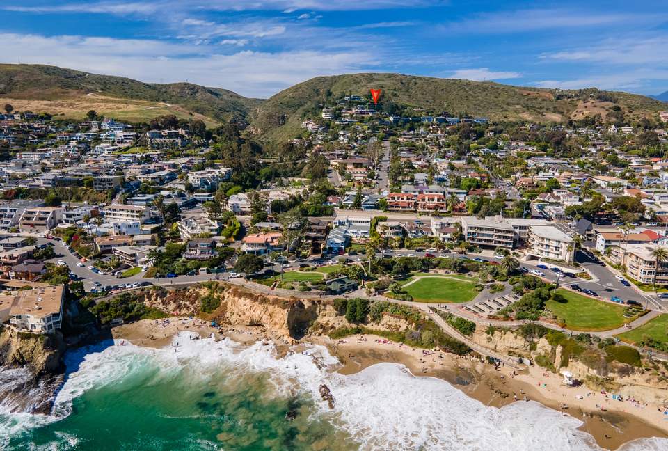Modern Laguna Beach Coastline Villa (R) - Laguna Beach, California