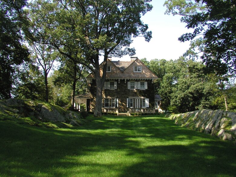 Luxury Farm Estate and Conservancy - Hyde Park, New York