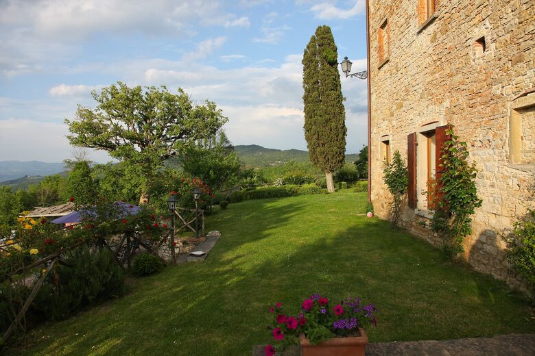 Palazzo Prugnoli - Monte Santa Maria Tiberina, Italy