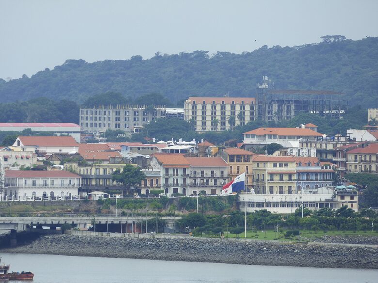 Direct Oceanfront Luxury Retreat - Panama City, Panama