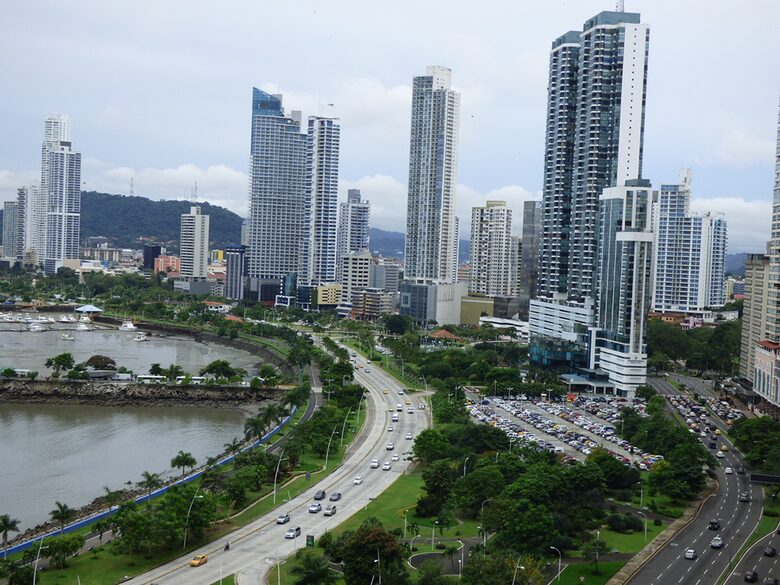 Direct Oceanfront Luxury Retreat - Panama City, Panama