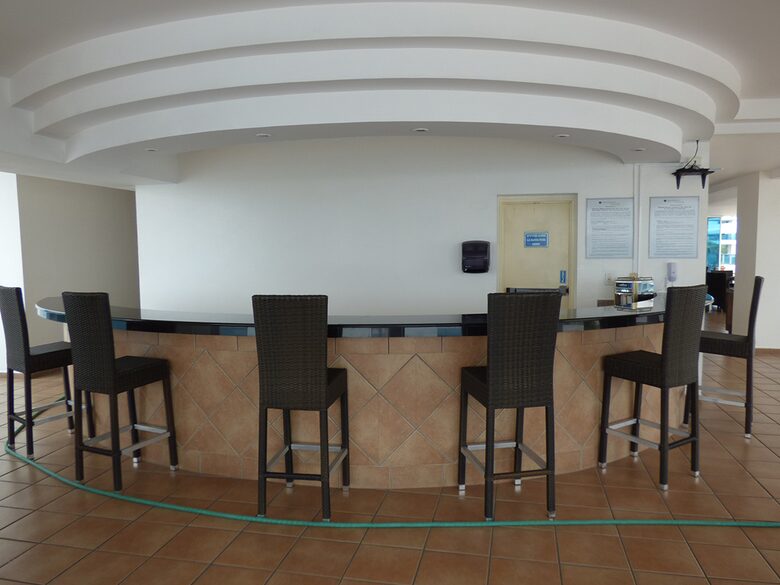 Direct Oceanfront Luxury Retreat - Panama City, Panama