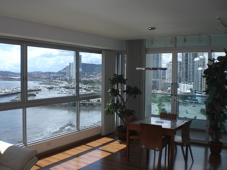 Direct Oceanfront Luxury Retreat - Panama City, Panama