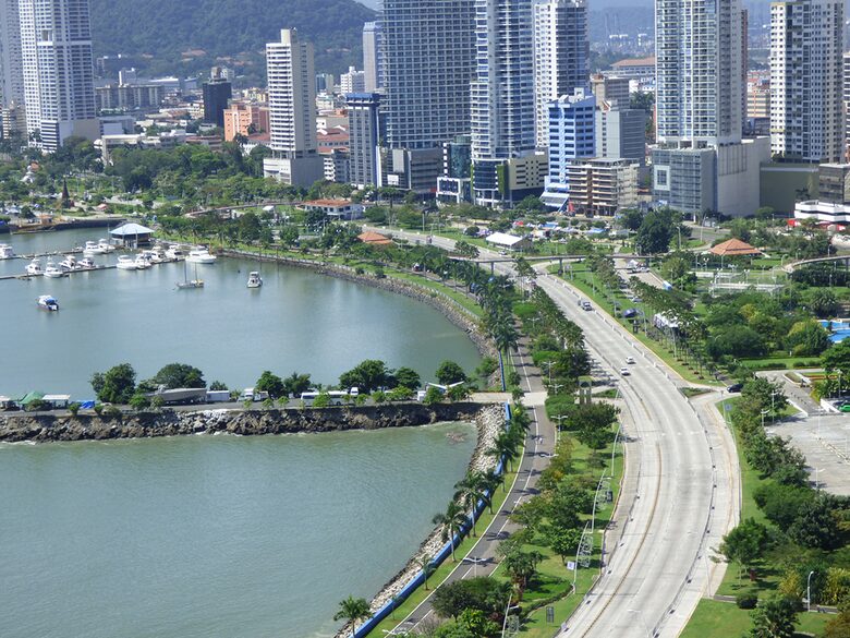 Direct Oceanfront Luxury Retreat - Panama City, Panama