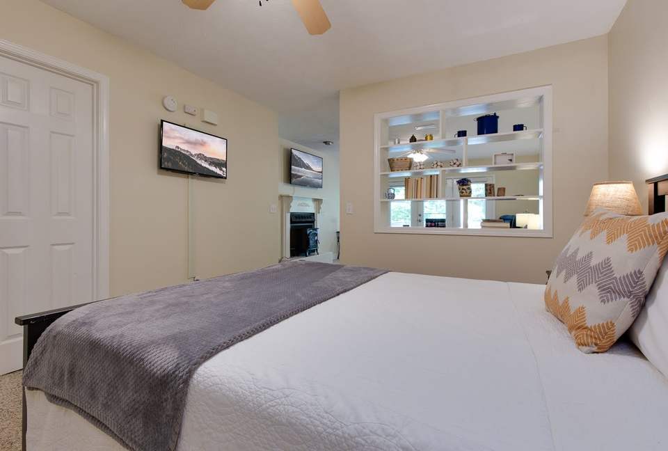 Smoky Mountain Retreat - Sevierville, Tennessee