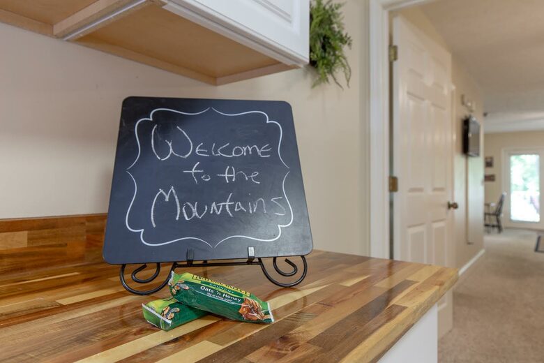 Smoky Mountain Retreat - Sevierville, Tennessee