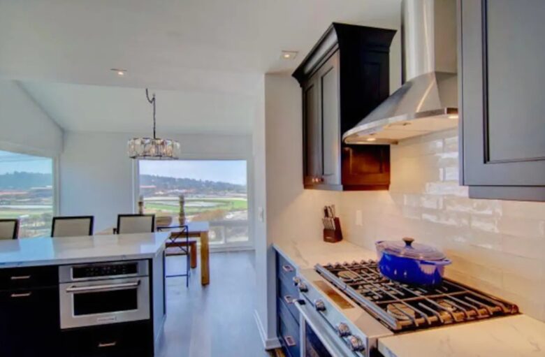 Solana Beach Views Retreat - Solana Beach, California