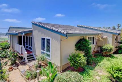 Solana Beach Views Retreat - Solana Beach, California