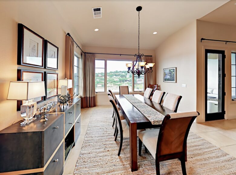 Texas Lake Luxury near Austin - Lakeway, Texas