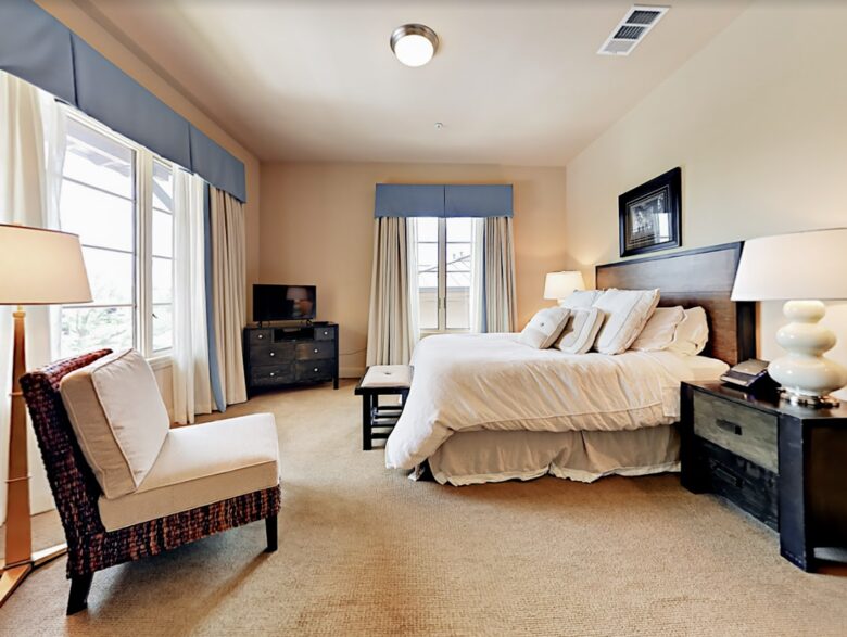 Texas Lake Luxury near Austin - Lakeway, Texas