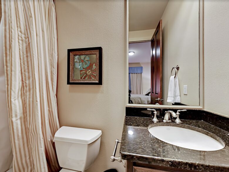 Texas Lake Luxury near Austin - Lakeway, Texas