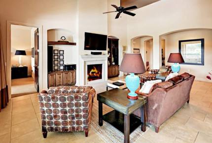 Texas Lake Luxury near Austin - Lakeway, Texas