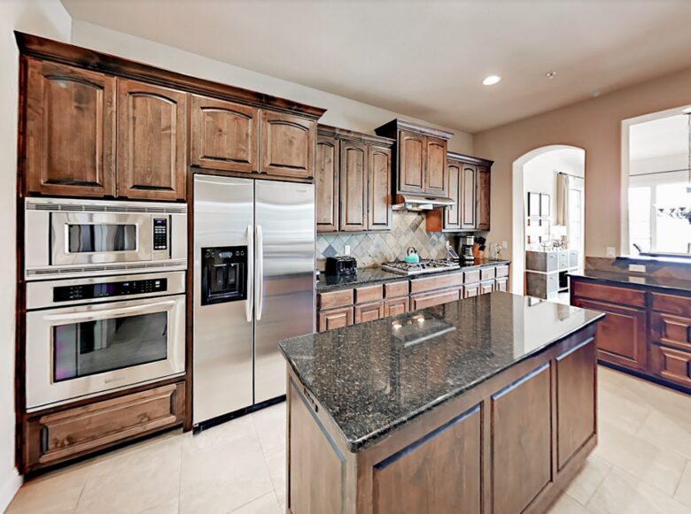 Texas Lake Luxury near Austin - Lakeway, Texas