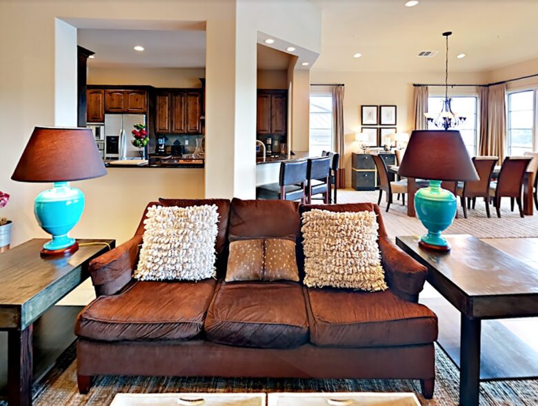 Texas Lake Luxury near Austin - Lakeway, Texas