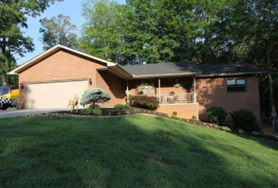 Smoky Mountain Retreat - Sevierville, Tennessee