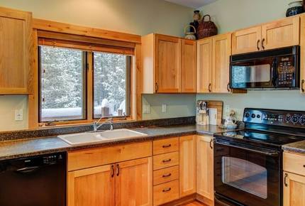 Luxury Cabin and Ski Resort - Big Sky, Montana