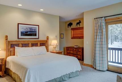 Luxury Cabin and Ski Resort - Big Sky, Montana