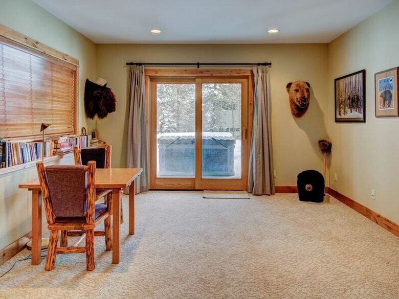 Luxury Cabin and Ski Resort - Big Sky, Montana