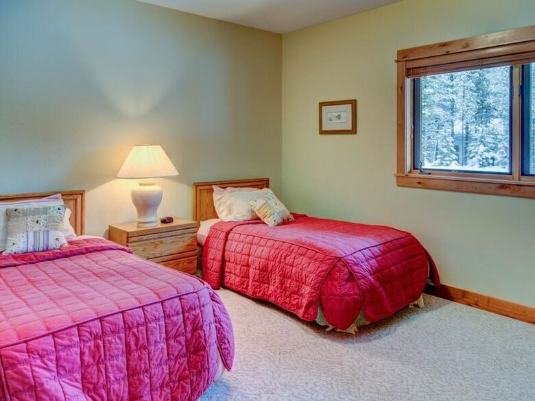 Luxury Cabin and Ski Resort - Big Sky, Montana