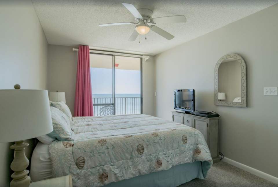 Two Bedroom Beachfront Retreat with Resort Style Amenities - Orange Beach, Alabama