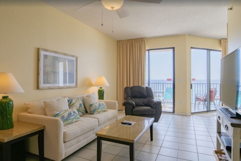 One Bedroom Beachfront Getaway with Resort Style Amenities - Orange Beach, Alabama