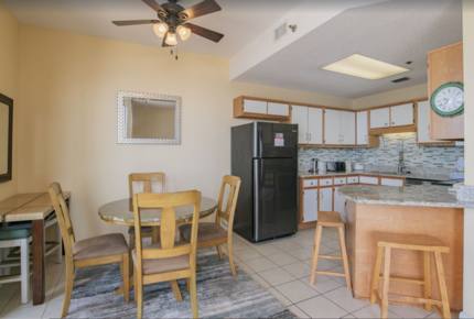 One Bedroom Beachfront Getaway with Resort Style Amenities - Orange Beach, Alabama