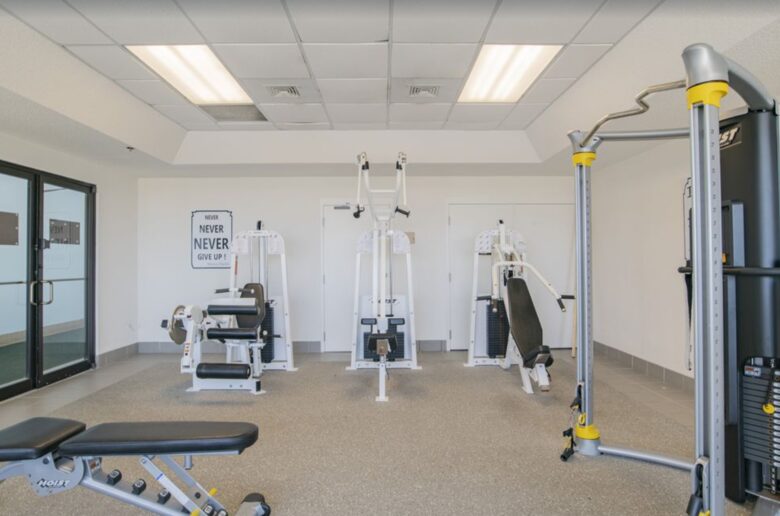 One Bedroom Beachfront Getaway with Resort Style Amenities - Orange Beach, Alabama