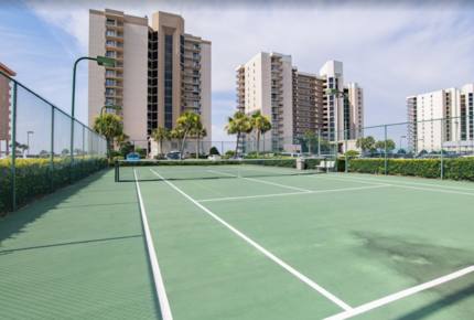 One Bedroom Beachfront Getaway with Resort Style Amenities - Orange Beach, Alabama