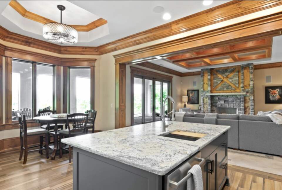 Waving Bear Vistas - Boone, North Carolina