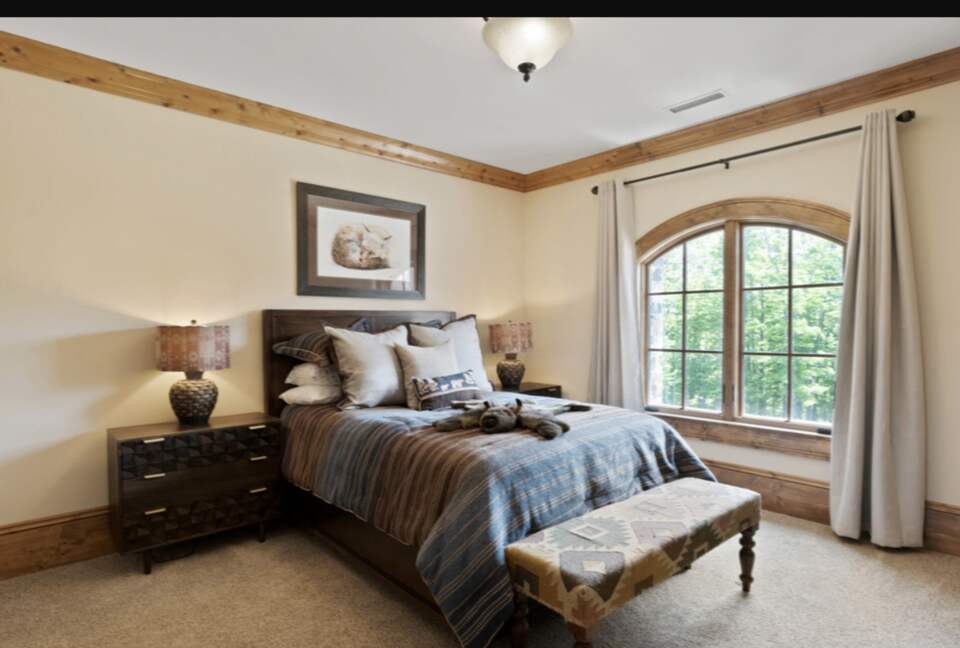 Waving Bear Vistas - Boone, North Carolina