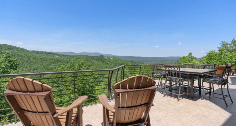 Waving Bear Vistas - Boone, North Carolina