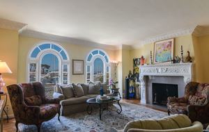 Marina Muse - San Francisco, California