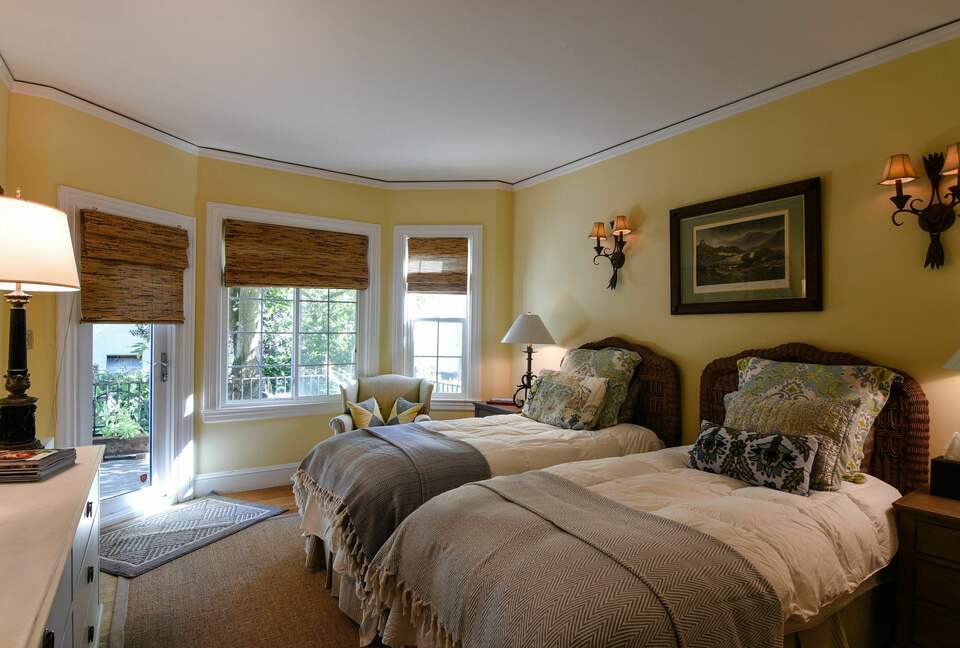 Marina Muse - San Francisco, California